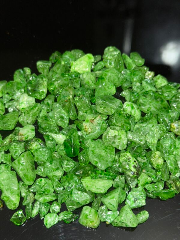 Green Stone for Resin Art- 100 Gram - Image 2